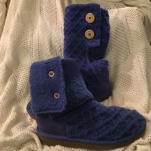 Blue lattice cable knit Uggs