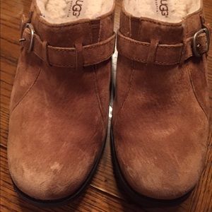 Ugg mules