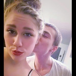 Meet your Posher, Marissa