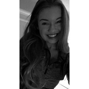 Meet your Posher, Olivia