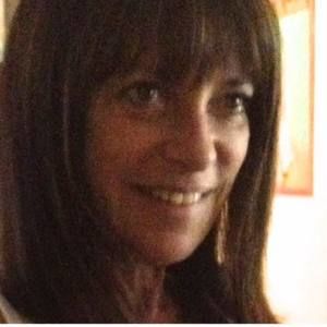 Meet your Posher, Leslie