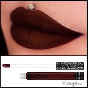 Kat Von D. Everlasting Liquid Lipstick Vampira