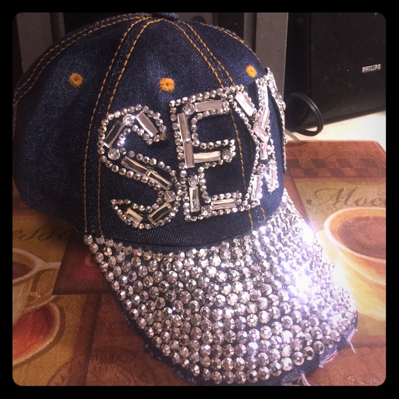 Pretty girl hat💯💯💯
