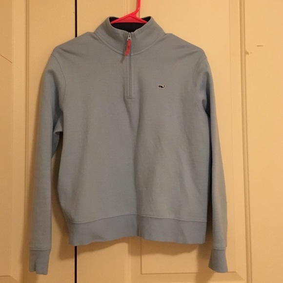 Cute comfortable vineyard vines crewneck