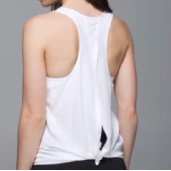 NWOT Lulu All-Tied Up Tank in Tencel