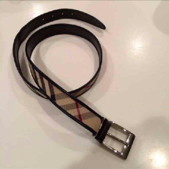 Burberry reversible belt
