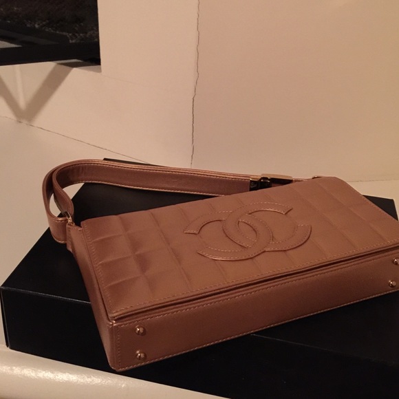 Chanel bag - Picture 2 of 4