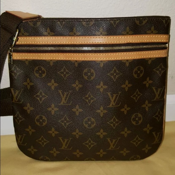 SOLD! Authentic Louis Vuitton Bosphore Crossbody