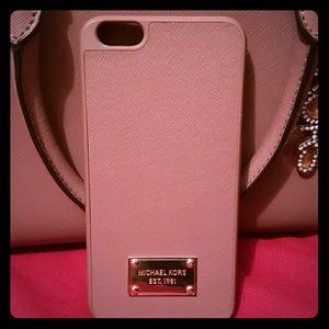 MICHAEL KORS IPHONE 6 PLUS CASE