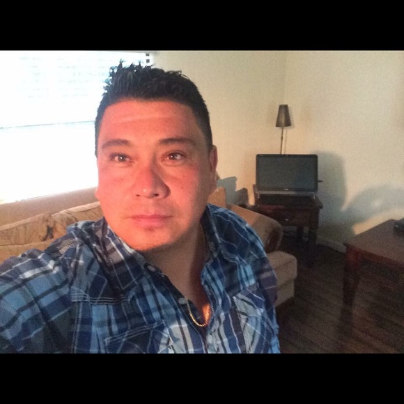 Meet your Posher, Carlo - Picture 1 of 1