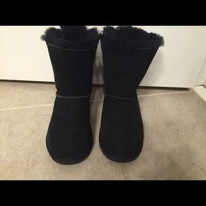Black Ugg bow boots