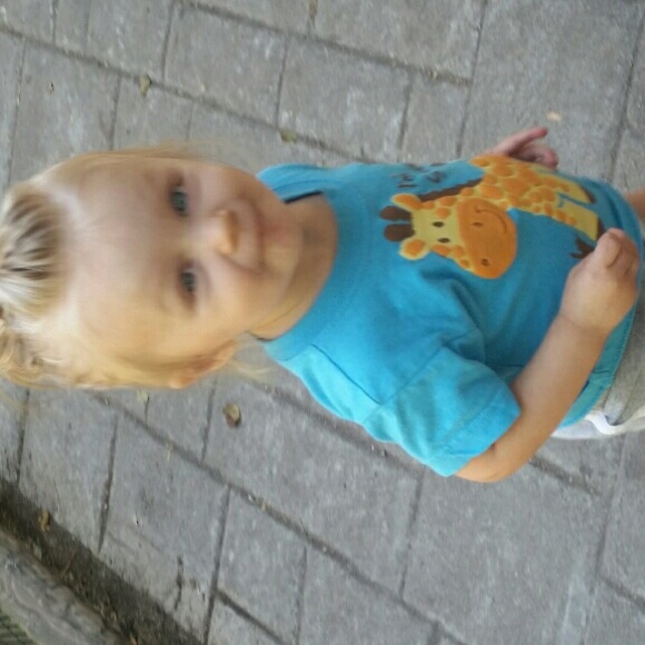 Meet your Posher, Stephanie