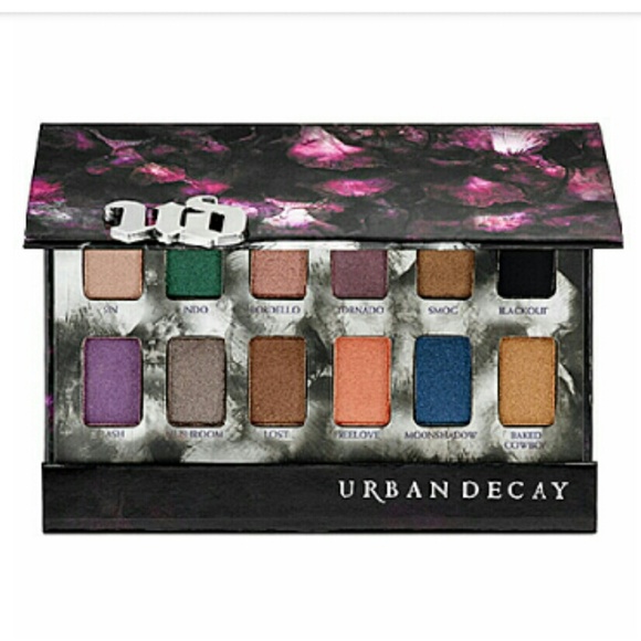 Urban decay shadow box
