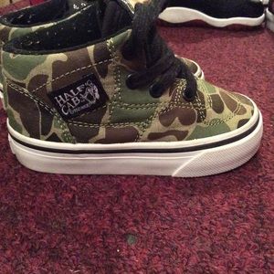 Vans toddler size 5 unisex camouflage