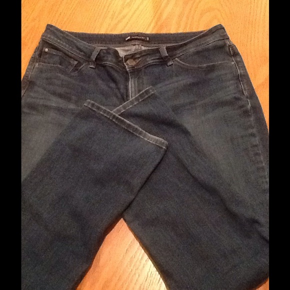 Lee Perfect Fit Jeans - Picture 2 of 3