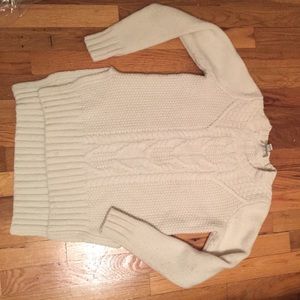 100% cashmere sweater!