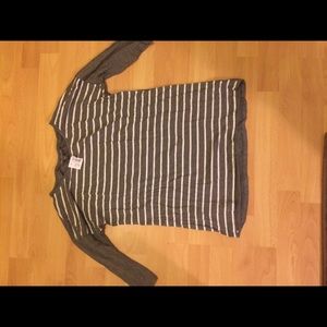 Pea in the Pod Gray Stripe Shirt