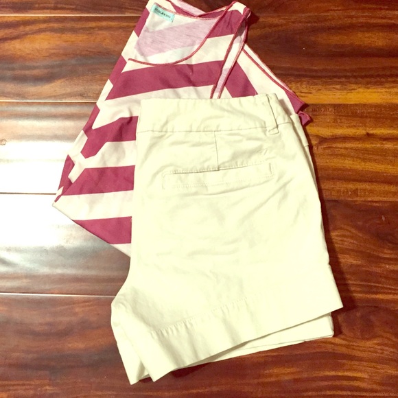 American Eagle khaki shorts