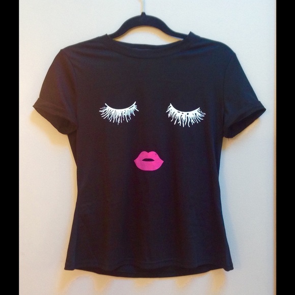 All Sizes Pink Lips Tshirt - Picture 4 of 4