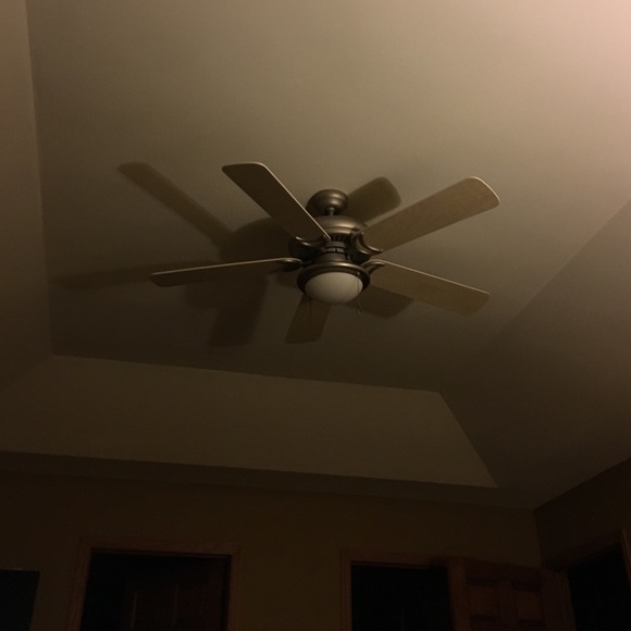 Meet your Posher, Noura