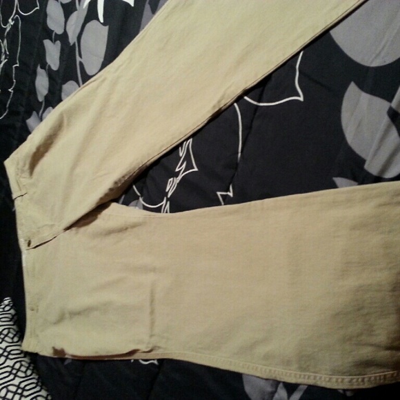 Old Navy Sweetheart Khaki