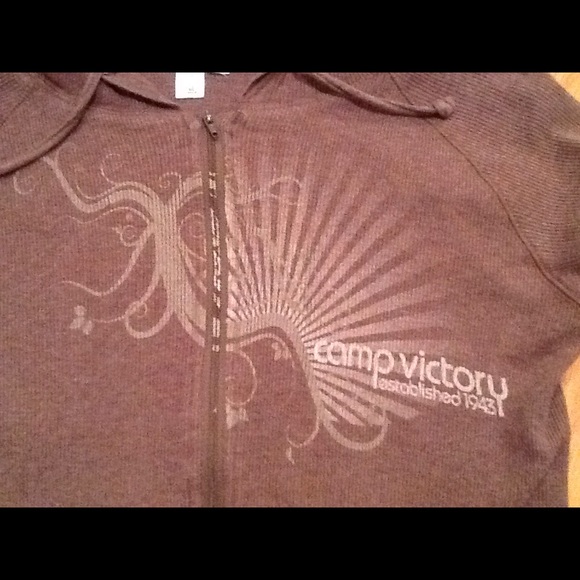 District Threads ribbed hoodie size xl - Picture 3 of 4