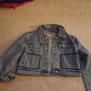Short jean jacket