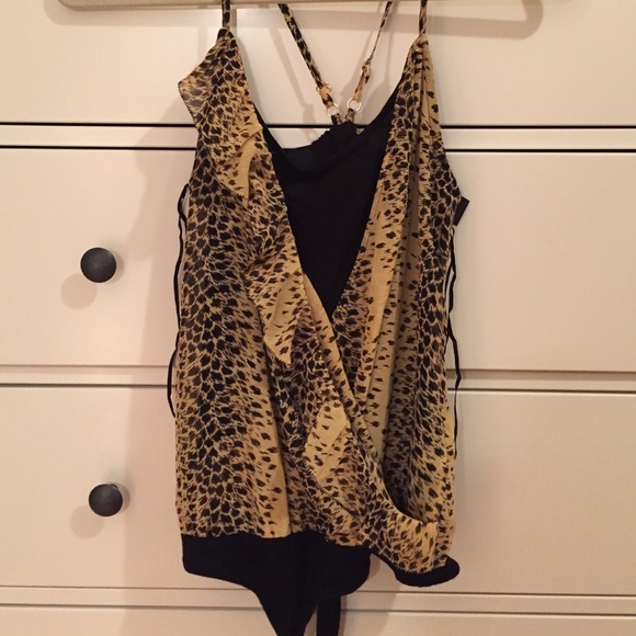 Guess! Cheetah print body suit