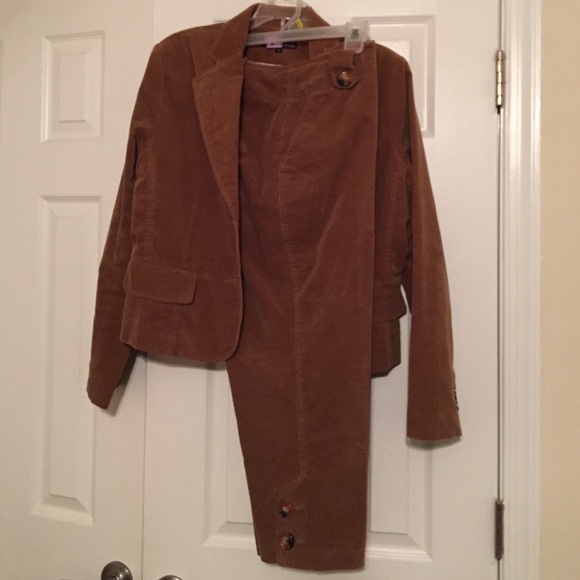 Dalia jacket and Capri Velvet-like set