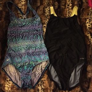 BUNDLE OF 2 SWIMSUITS. 1 pieces.