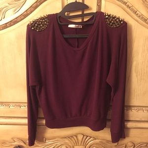 Burgundy spiked shoulder sweater shirt