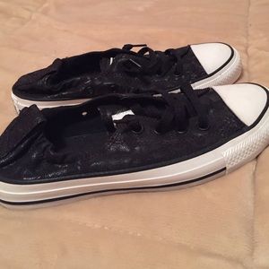 NWOT Shimmer black Converse SZ 7 *make an offer*