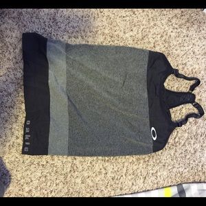 Oakley tank top