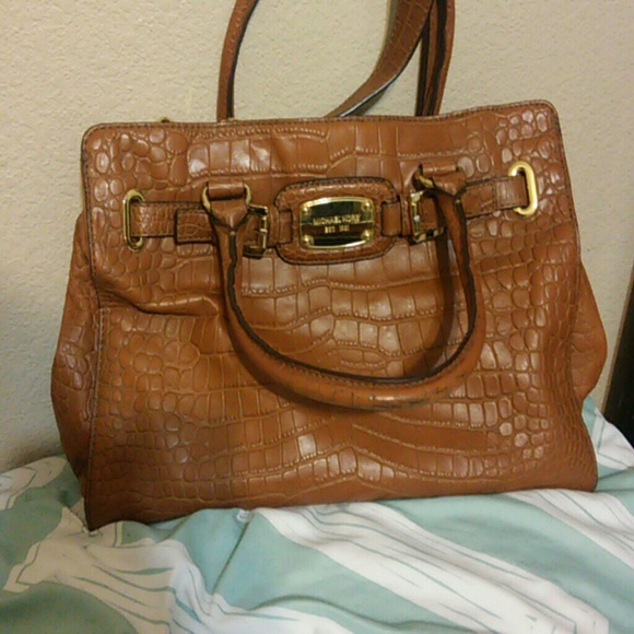 Michael kors bag! Really good condition! - Picture 3 of 4