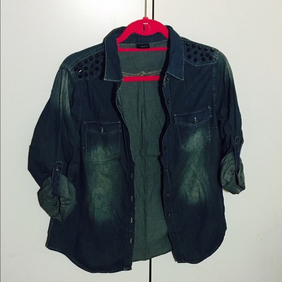 Denim chambray shirt with metal spikes
