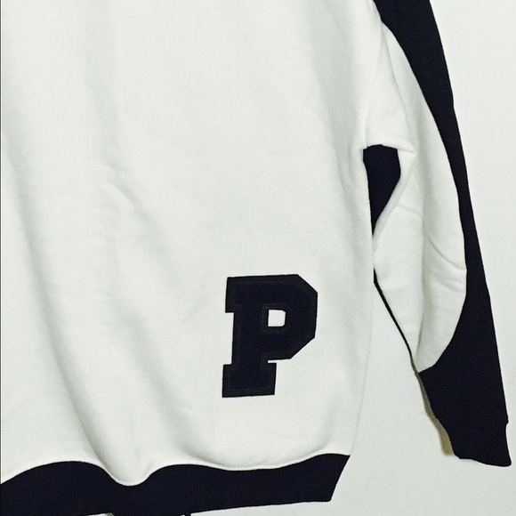 F21 loose penguin sweater - Picture 2 of 4