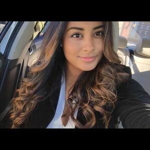 Meet your Posher, Melanie