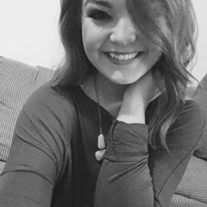 Meet your Posher, Jade