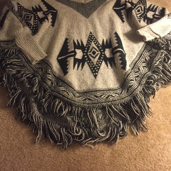 Sweater poncho