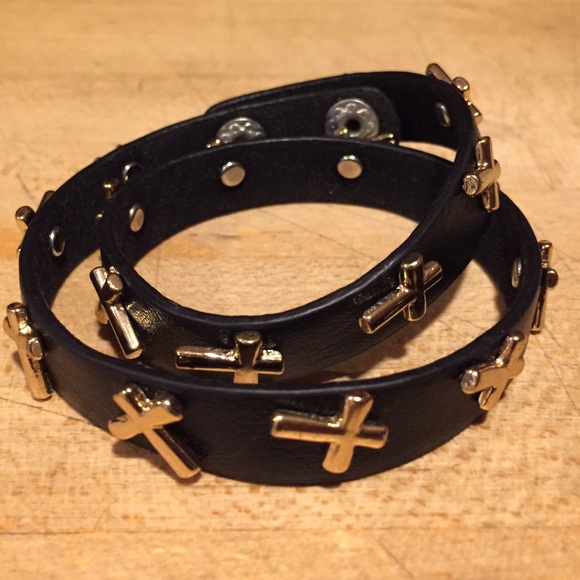 Jewelry - DoubLE wrAp BLACK braceLet gold croSS CrosseS