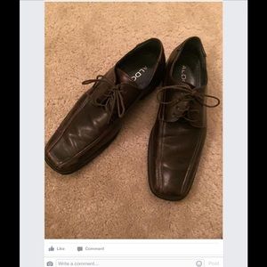Men's dress shoes
