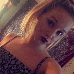 Meet your Posher, Alicia