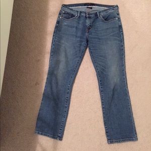 Levi's boyfriend jean