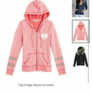 Meet your Posher, Mireya