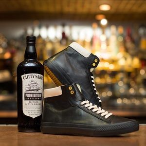 Curry Sark Bartender Shoe