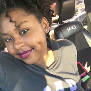 Meet your Posher, Raeshaun