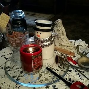 Meet your Posher, Connie