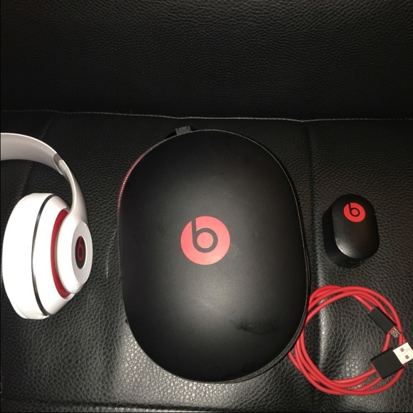Studio beats - Picture 2 of 4