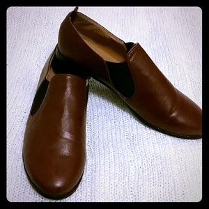 Super cute brown ankle loafers.