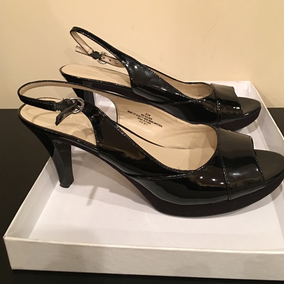 Black lacquer sandals - Picture 4 of 4